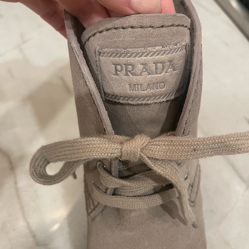 Prada Scamosciato Boots. Size 35.